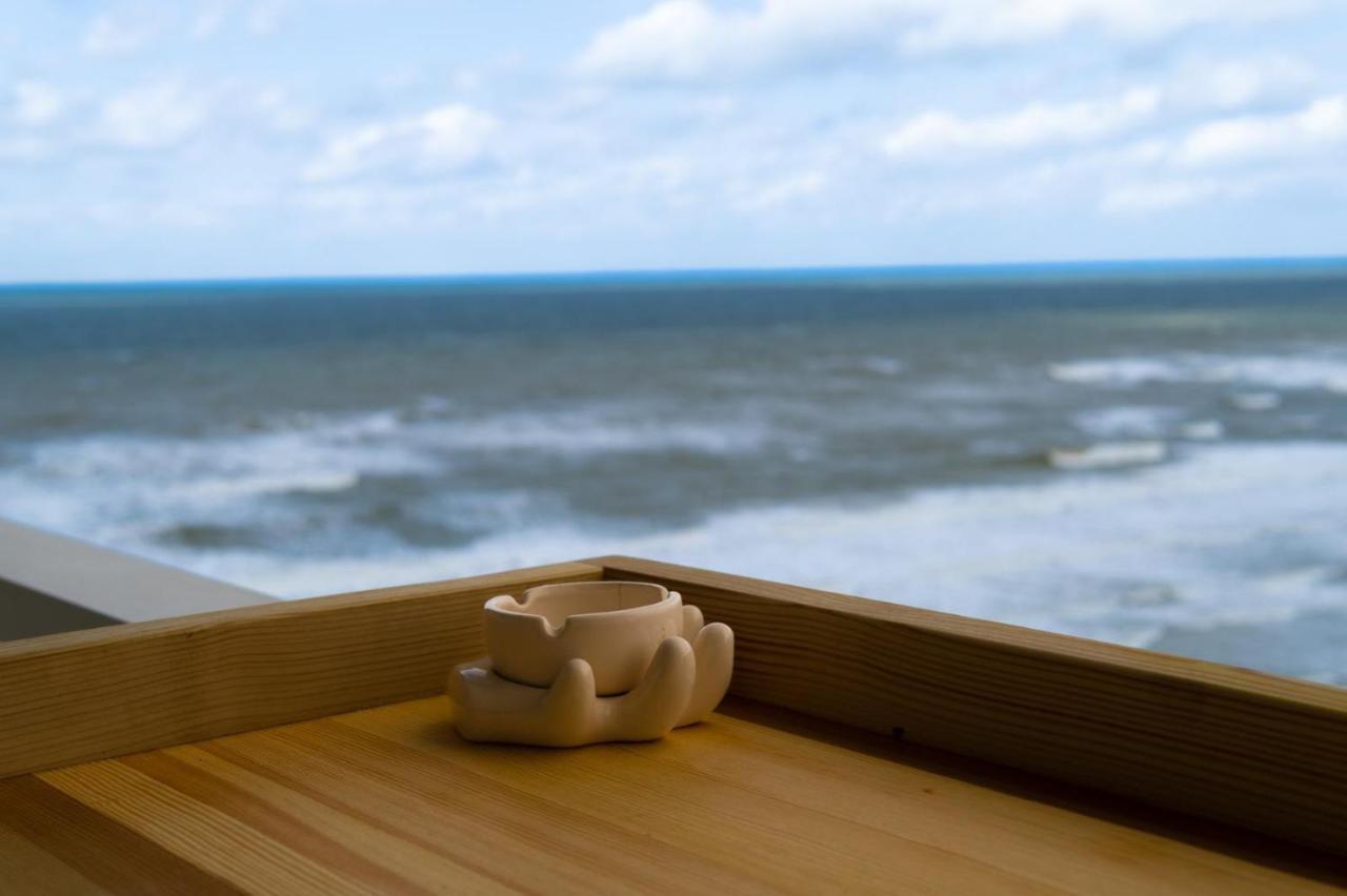 סוויטת אהבה מתוקה על הים-Sweet Love Suite On The Sea Bat Yam Exterior foto