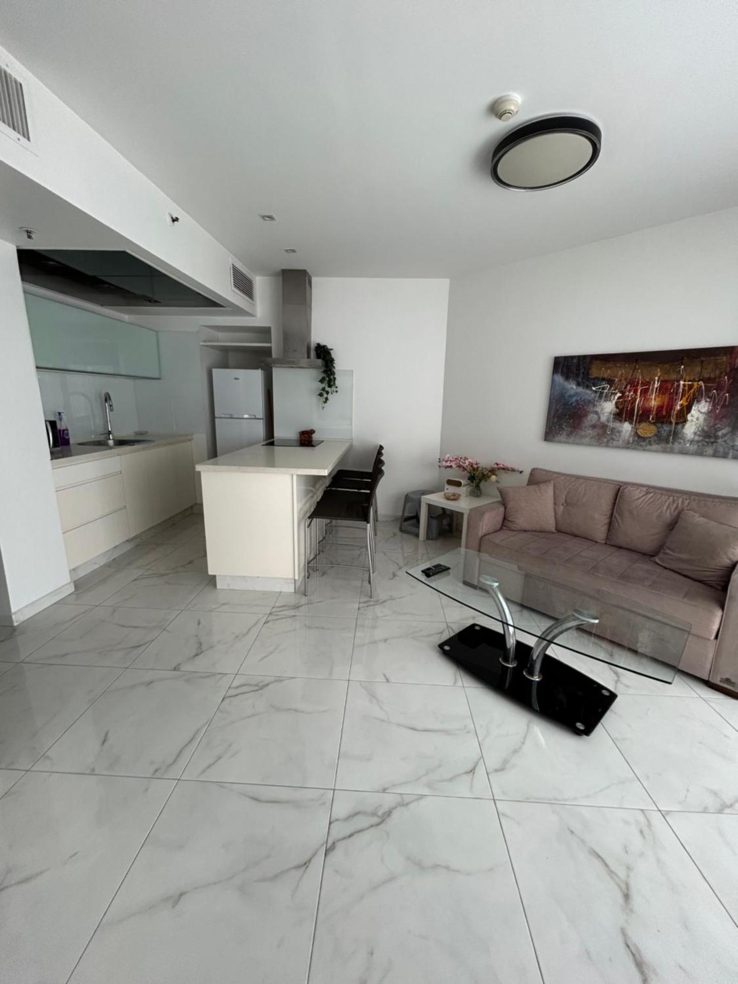סוויטת אהבה מתוקה על הים-Sweet Love Suite On The Sea Bat Yam Exterior foto